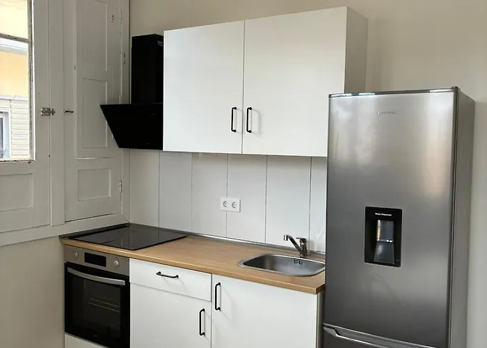 Apartamento Esmeralda 4 *